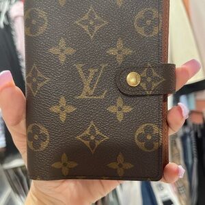 Louis Vuitton Brown Monogram Interior organizer Wallet Detail